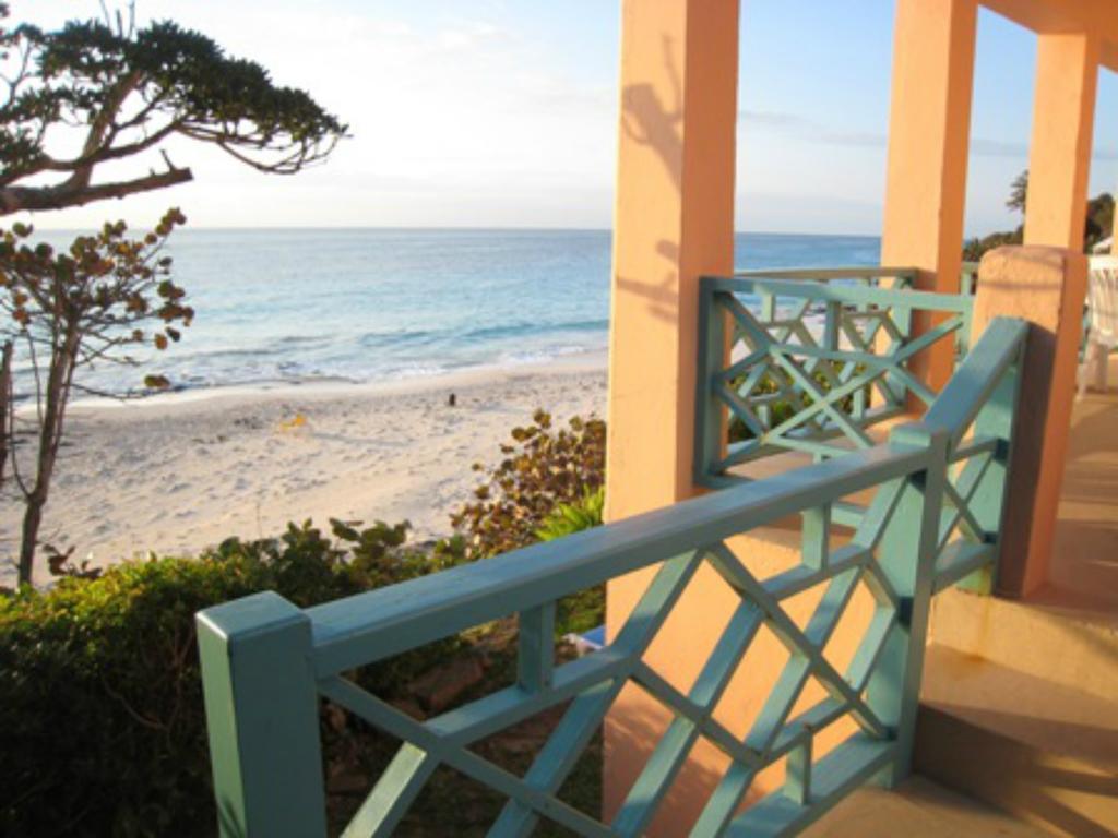 Grape Bay Cottages Mount Pleasant Habitación foto